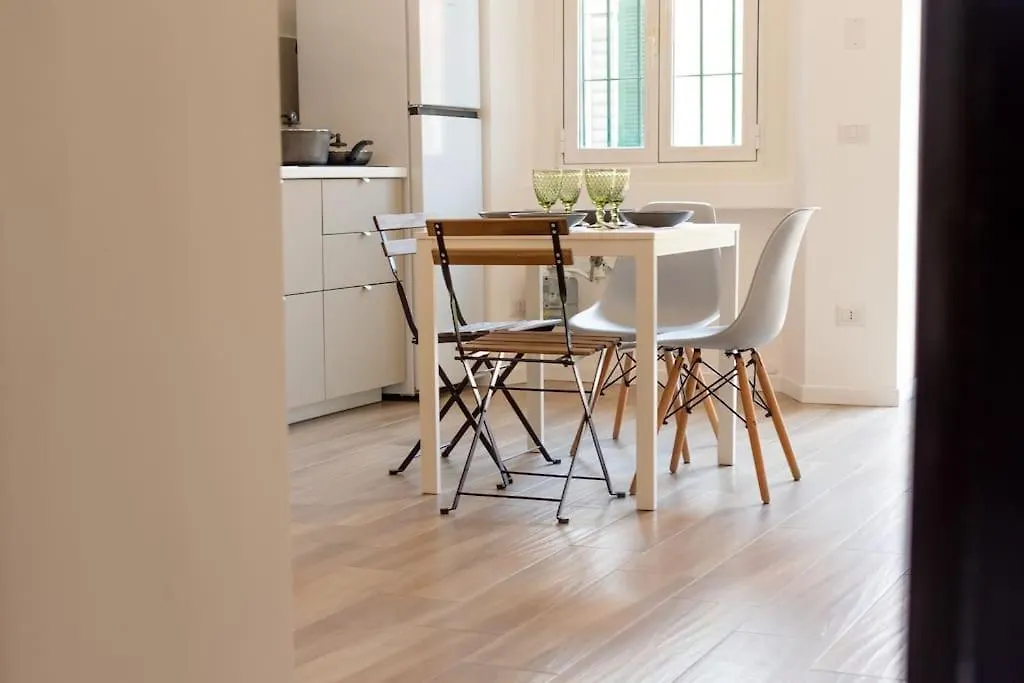 10 Min To Centrale Luxury Loft With Suite Milan 0*,  Italy